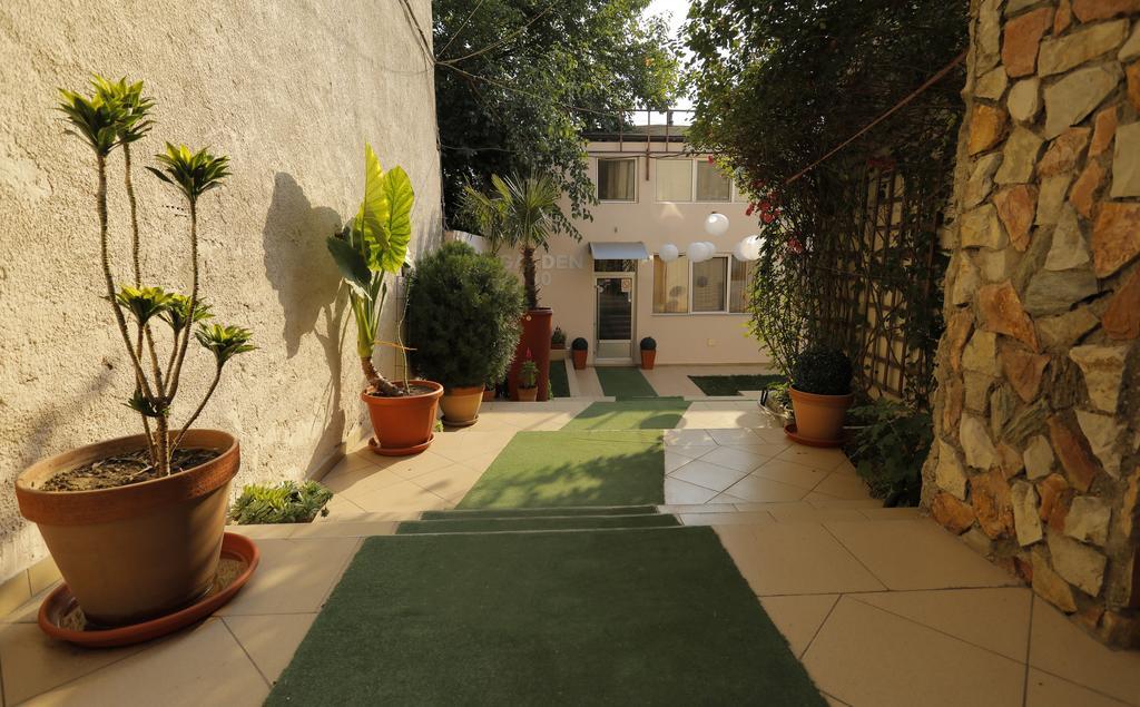 Bed & Breakfast Garden40 Beograd Eksteriør bilde